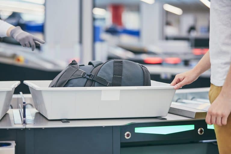 Schiphol Taxi & Luchthavenbeveiliging: Essentiële Informatie voor Reizigers
