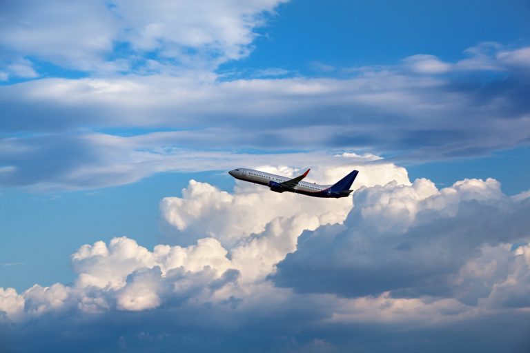 Verken Nederland met onvergetelijke dagtrips vanaf de Luchthaven met onze Schiphol taxi